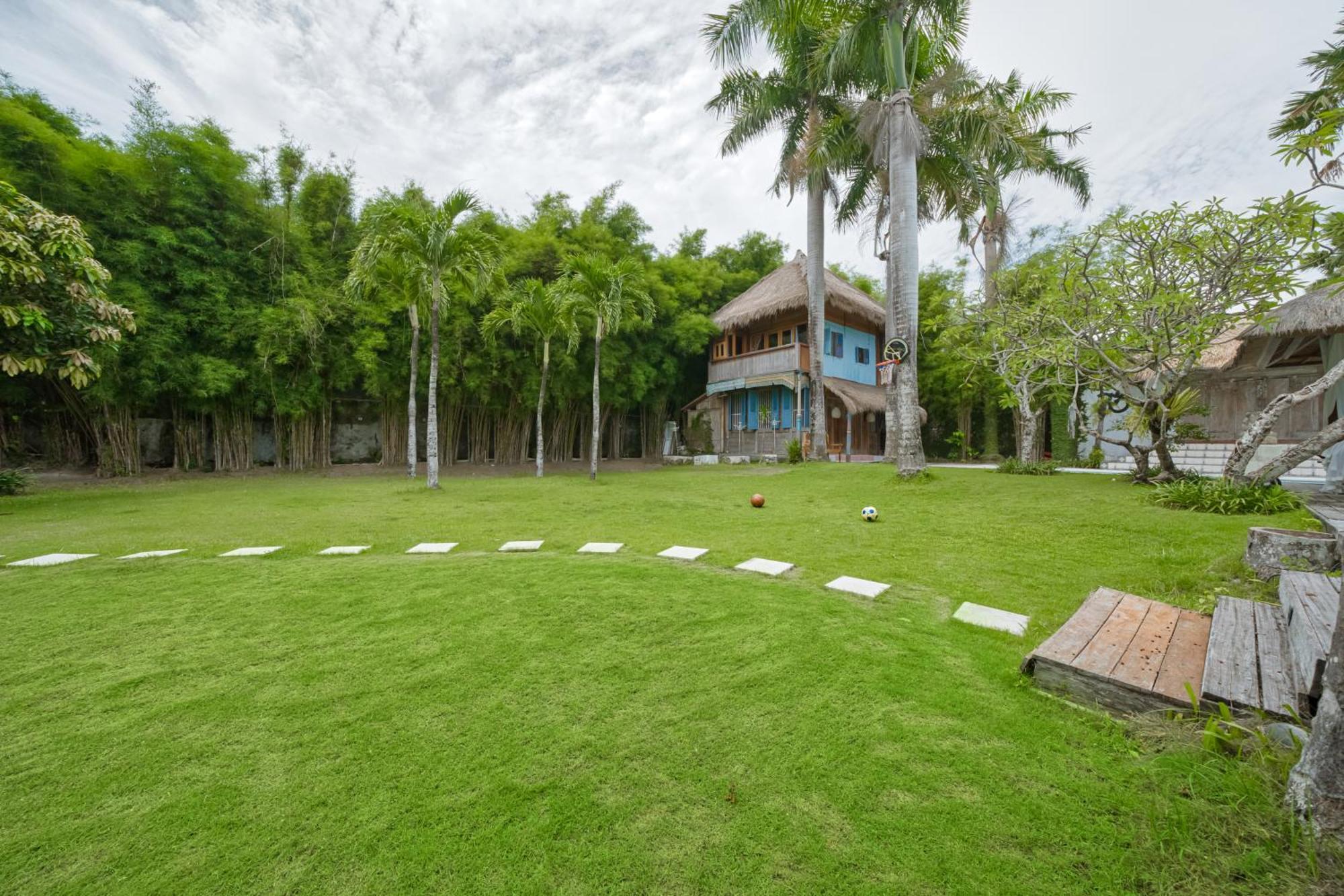Villa Kalis, 10 Bedroom Family And Group Villa Семиньяк Экстерьер фото