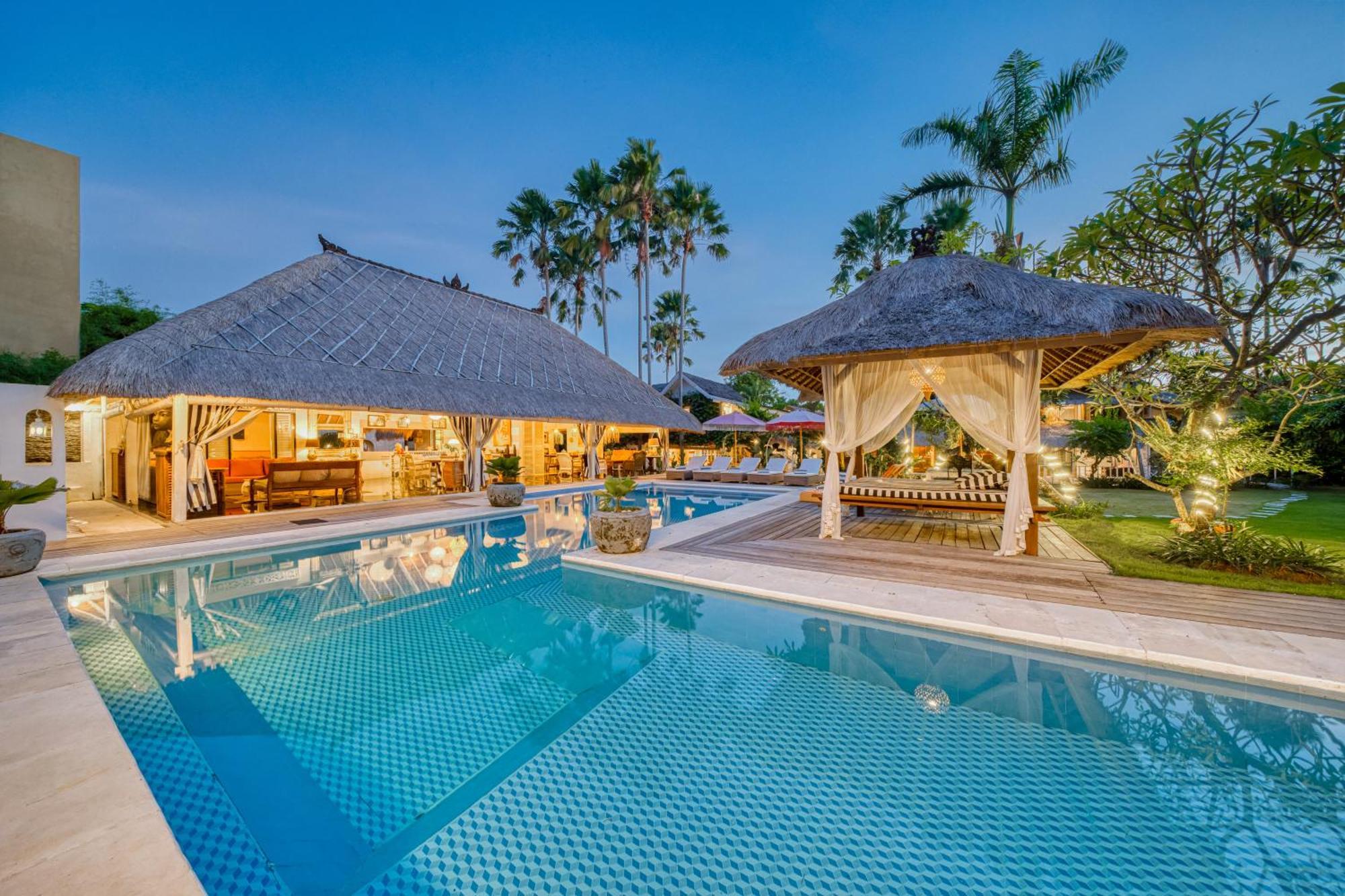 Villa Kalis, 10 Bedroom Family And Group Villa Семиньяк Экстерьер фото